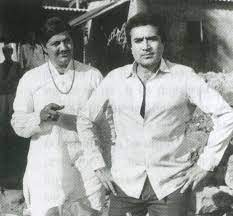 Rajesh Khanna and Prem Chopra acting together