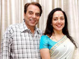 Couple Hema and Dharmendra