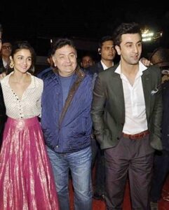 Rishi kapoor with daughter in law
