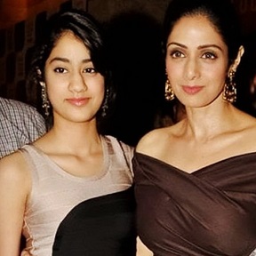 Janhvi Kapoor with late Sridevi