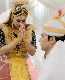 Wedding rituals moment