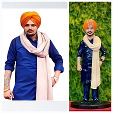 Fan brings this statue of Sidhu Moosewala for parents