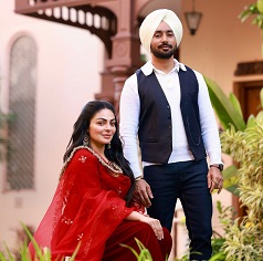 Neeru Bajwa and Satinder Sartaaj in Shayar