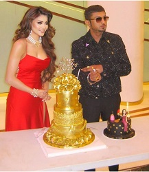 Urvashi Rautela with Yo Yo Honey Singh