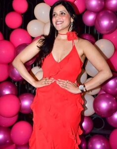 Mannara Chopra turn 33