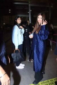 Aishwarya Rai jets off to Cannes