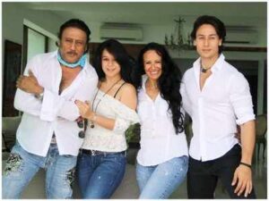 Jackie Shroff with family