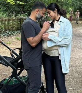 Sonam Kapoor with Family